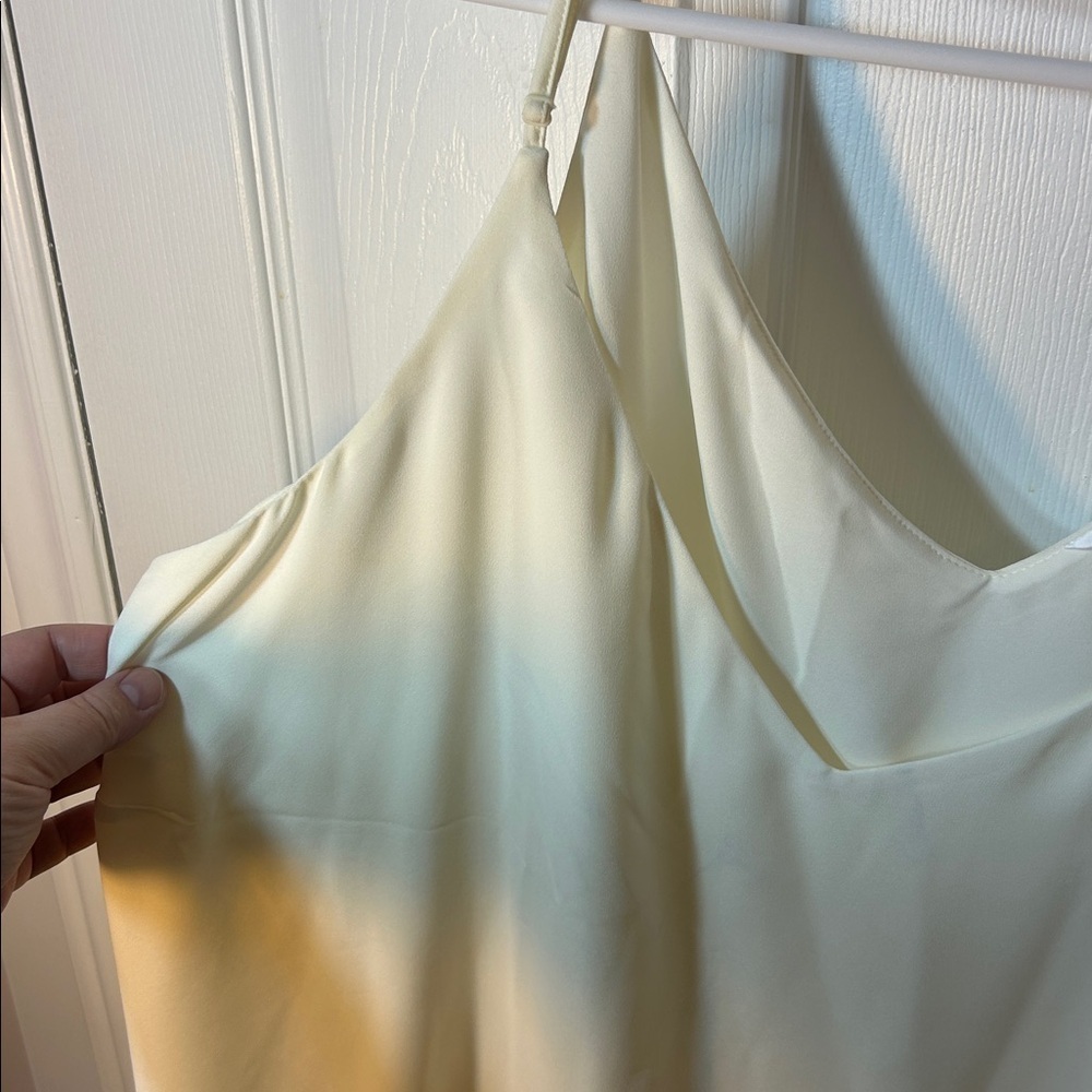 Pennington’s Addition Elle cream coloured V-neck camisole tank top size 4X NWT - Picture 5 of 6